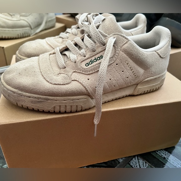 Yeezy Powerphase - Picture 2 of 8